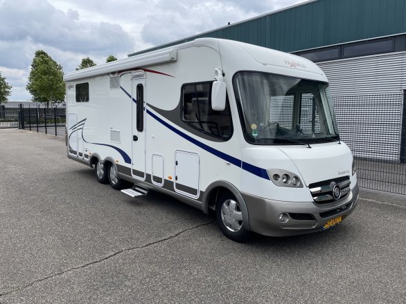 Frankia I 790 FD EXCLUSIV CLASS 3.0 158pk Levelsysteem 3-assen