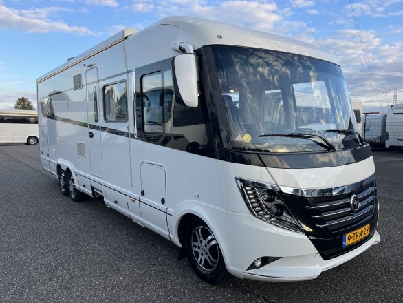 Niesmann+Bischoff Arto 88LE Aut Luchtvering Levelsysteem Lentebedden geen hefbed